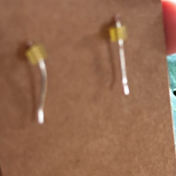 BOGO FREE INTERTWINED EARRINGS - Picture 5 of 5